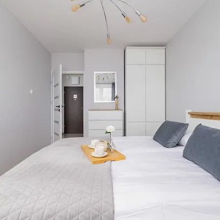 Nowoczesny W Gliwicach Z Umeblowanym Balkonem By Renters Apartment *
