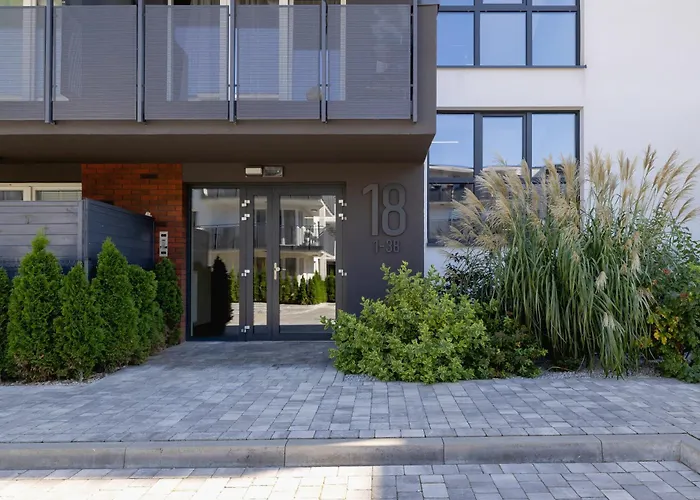 Nowoczesny W Gliwicach Z Umeblowanym Balkonem By Renters